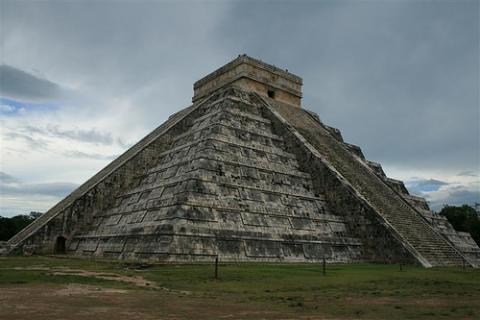 piramide-maya.jpg